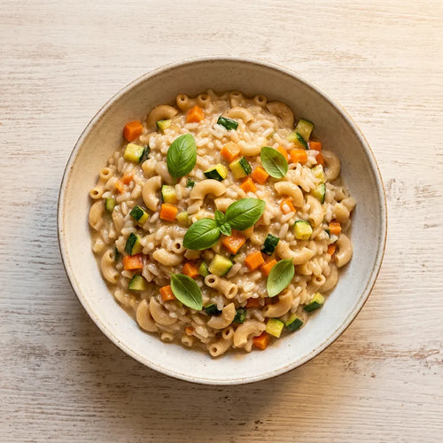 Risotto cremoso con verdure fresche